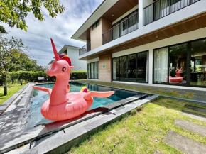 Beach villa with private swimming pool west Phu Quoc
